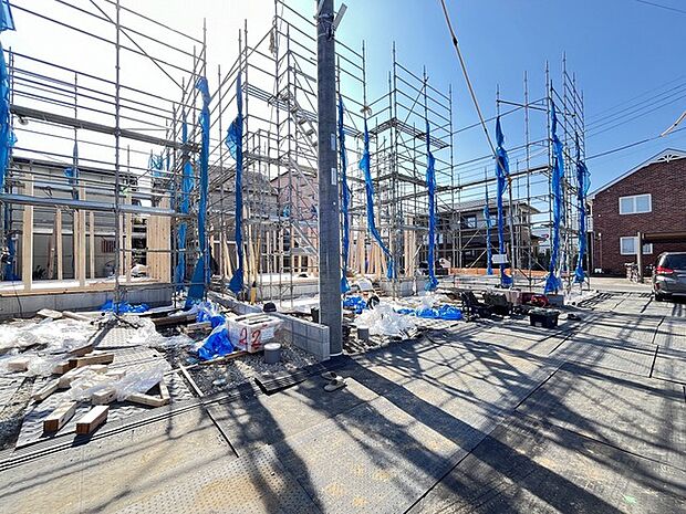 五感で感じる、現地でしかわからない事も沢山ございます。周辺環境なども一緒にご案内いたしますのでお気軽にお問合せください。