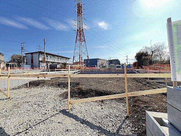 窓から眺める風景は一日の疲れを癒すヒーリングを奏でる、心地の良い時間を演出してくれます。室内も重要ですが、周りの環境もマイホーム選びの大事なポイント