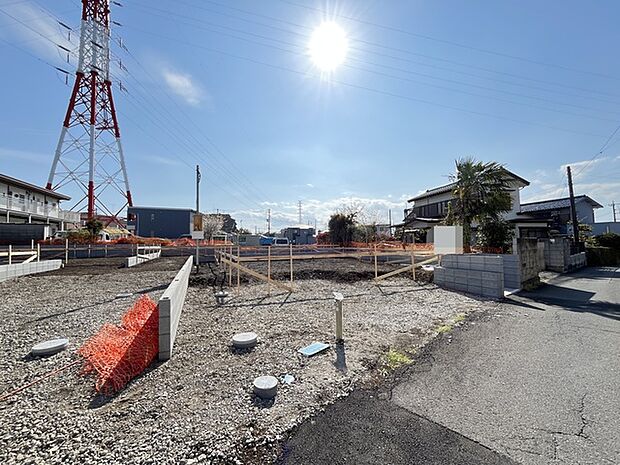 五感で感じる、現地でしかわからない事も沢山ございます。周辺環境なども一緒にご案内いたしますのでお気軽にお問合せください。