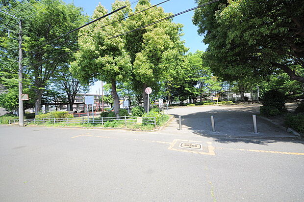 和田南公園(所沢市)(550m)