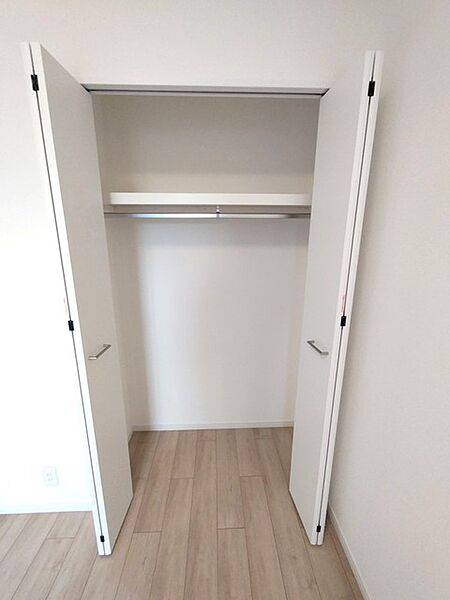 収納スペースが豊富なためお部屋も綺麗に片付きます。