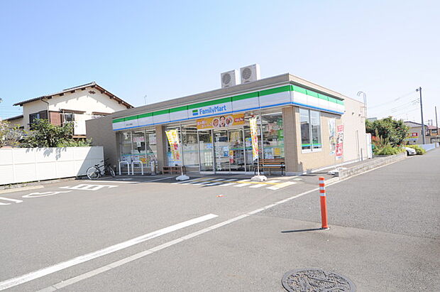 ファミリーマート所沢久米東店(550m)