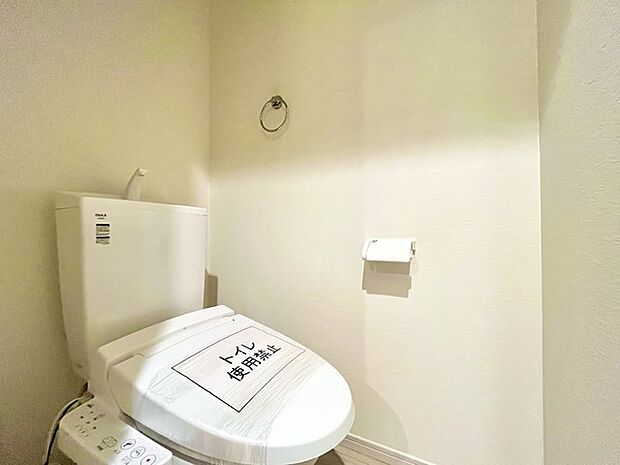 1.2階にそれぞれトレイがございます。朝の混雑時に分散して利用できるほか、ゲスト用としても使い分けることもできます。 