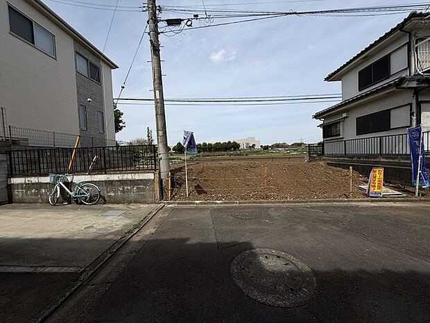 商業施設が徒歩圏内に充実、日々のお買い物も安心な環境です。