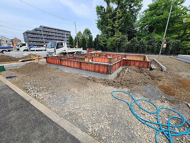 五感で感じる、現地でしかわからない事も沢山ございます。周辺環境なども一緒にご案内いたしますのでお気軽にお問合せください。