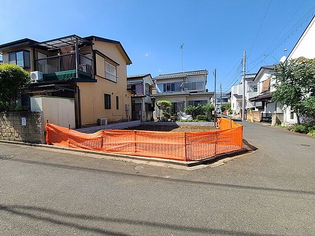 五感で感じる、現地でしかわからない事も沢山ございます。周辺環境なども一緒にご案内いたしますのでお気軽にお問合せください。