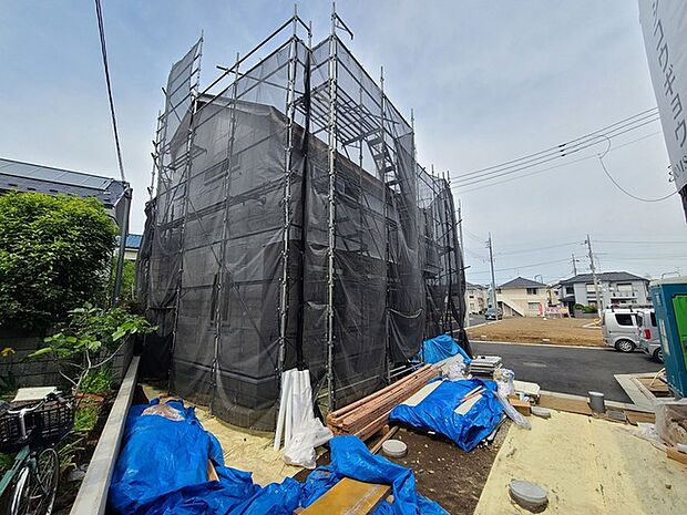 五感で感じる、現地でしかわからない事も沢山ございます。周辺環境なども一緒にご案内いたしますのでお気軽にお問合せください。