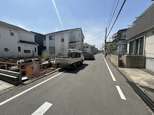 小中学校が10分程の距離にある為、お子様も安心です。