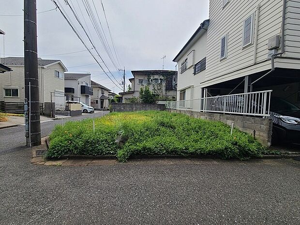 五感で感じる、現地でしかわからない事も沢山ございます。周辺環境なども一緒にご案内いたしますのでお気軽にお問合せください。