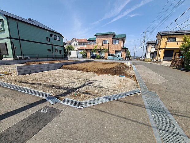 五感で感じる、現地でしかわからない事も沢山ございます。周辺環境なども一緒にご案内いたしますのでお気軽にお問合せください。