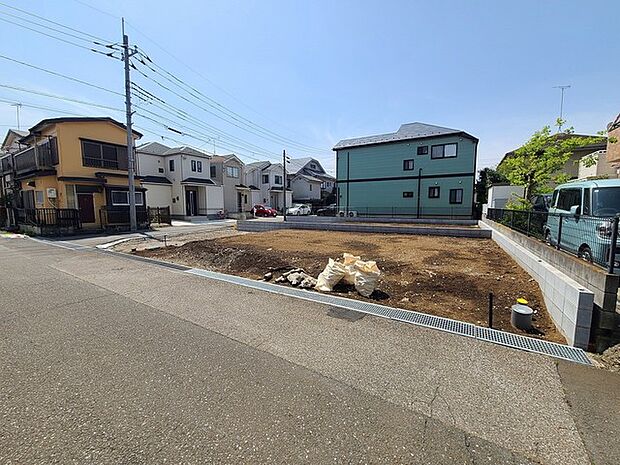 五感で感じる、現地でしかわからない事も沢山ございます。周辺環境なども一緒にご案内いたしますのでお気軽にお問合せください。