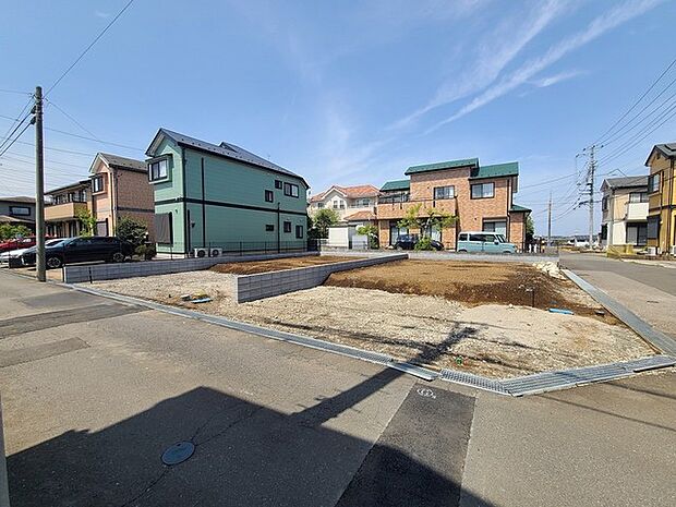 五感で感じる、現地でしかわからない事も沢山ございます。周辺環境なども一緒にご案内いたしますのでお気軽にお問合せください。
