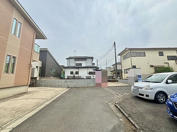 完成は8月頃を予定しております。
