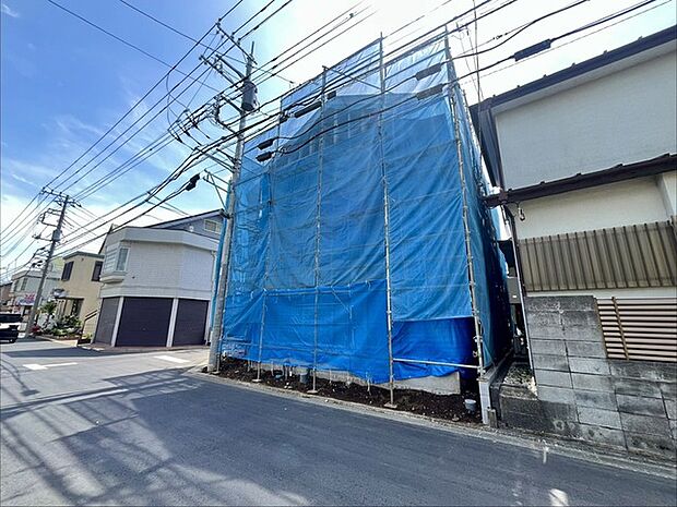 商業施設が徒歩圏内に充実、日々のお買い物も安心な環境です。