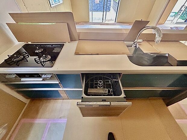 家事時間を短縮できる食洗機付き、毎日の負担を減らしてお料理を楽しめる嬉しい設備です。