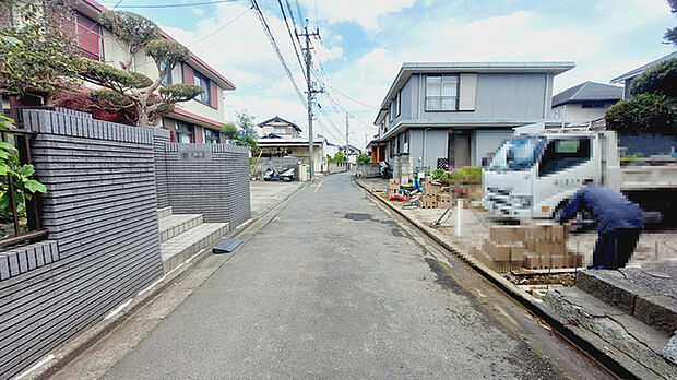 セカンドカーや来客時にも便利なカースペース2台分予定