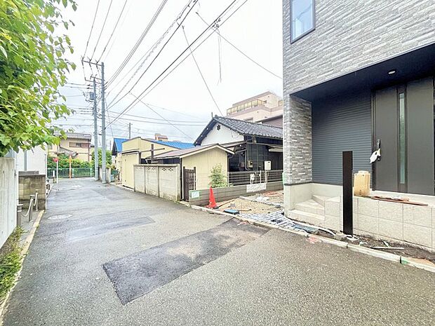 五感で感じる、現地でしかわからない事も沢山ございます。周辺環境なども一緒にご案内いたしますのでお気軽にお問合せください。