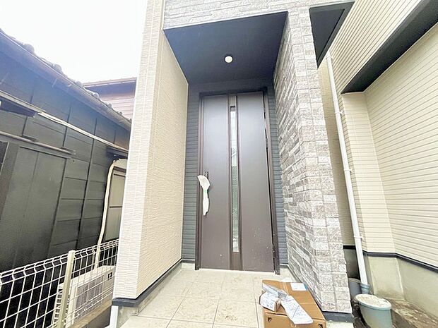 お客様をお迎えする玄関、お家の出入りもスムーズに行えます。