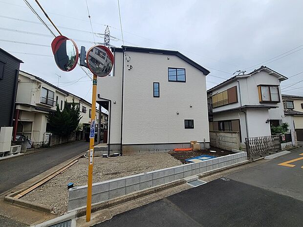 五感で感じる、現地でしかわからない事も沢山ございます。周辺環境なども一緒にご案内いたしますのでお気軽にお問合せください。 
