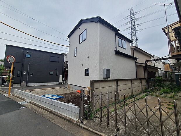 五感で感じる、現地でしかわからない事も沢山ございます。周辺環境なども一緒にご案内いたしますのでお気軽にお問合せください。 
