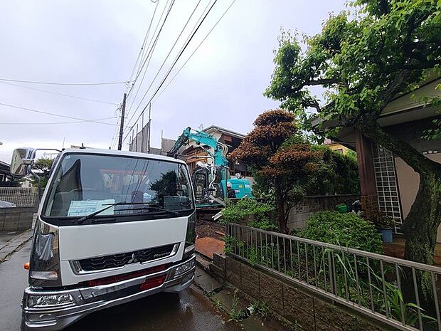 建物解体中