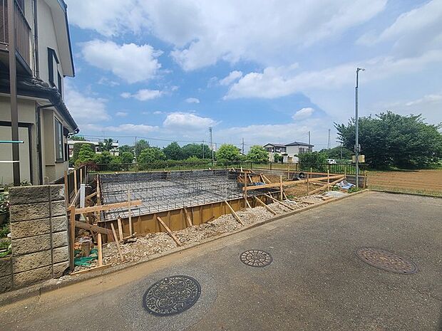 五感で感じる、現地でしかわからない事も沢山ございます。周辺環境なども一緒にご案内いたしますのでお気軽にお問合せください。