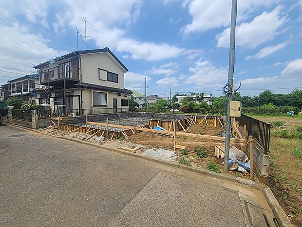 五感で感じる、現地でしかわからない事も沢山ございます。周辺環境なども一緒にご案内いたしますのでお気軽にお問合せください。