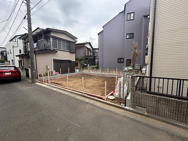 商業施設が徒歩圏内に充実、日々のお買い物も安心な環境です。