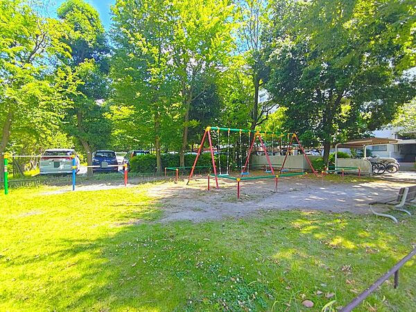 敷地内公園（20m）
