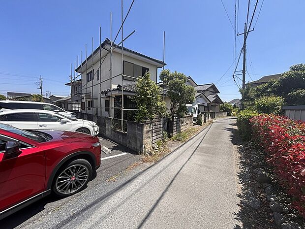 五感で感じる、現地でしかわからない事も沢山ございます。周辺環境なども一緒にご案内いたしますのでお気軽にお問合せください。