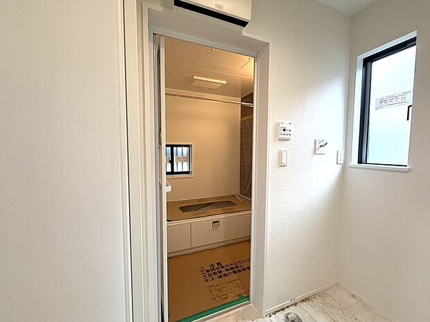 1日の疲れを取るゆとりある浴室です。