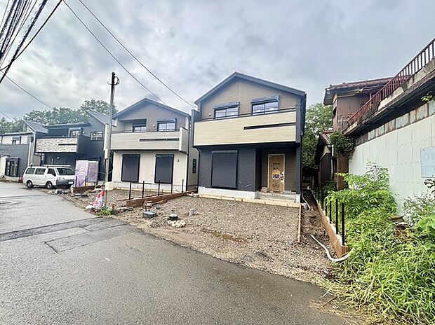 五感で感じる、現地でしかわからない事も沢山ございます。周辺環境なども一緒にご案内いたしますのでお気軽にお問合せください。