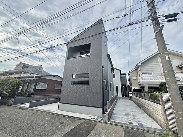 五感で感じる、現地でしかわからない事も沢山ございます。周辺環境なども一緒にご案内いたしますのでお気軽にお問合せください。 