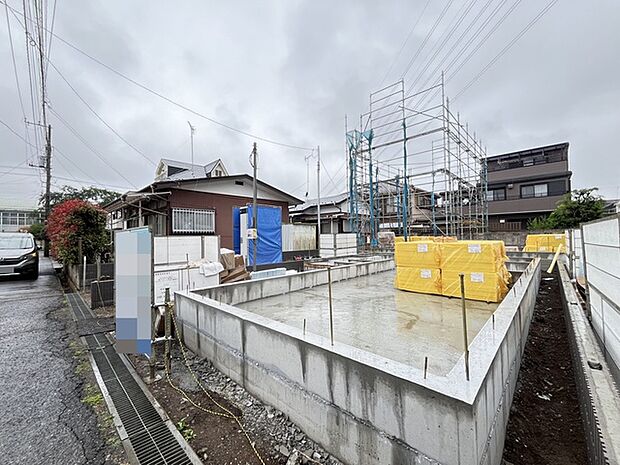 窓から眺める風景は一日の疲れを癒すヒーリングを奏でる、心地の良い時間を演出してくれます。室内も重要ですが、周りの環境もマイホーム選びの大事なポイント