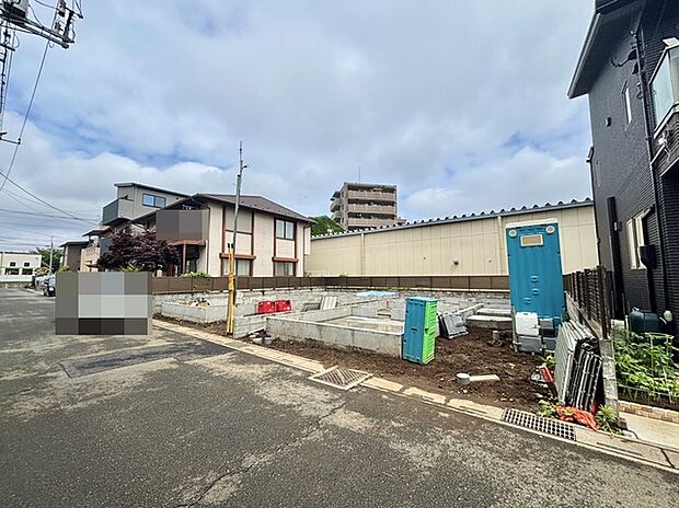 カースペースは1台分ございます。