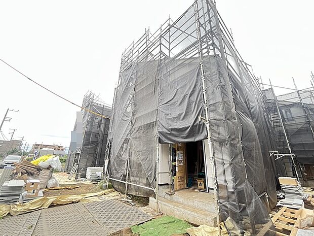 五感で感じる、現地でしかわからない事も沢山ございます。周辺環境なども一緒にご案内いたしますのでお気軽にお問合せください。