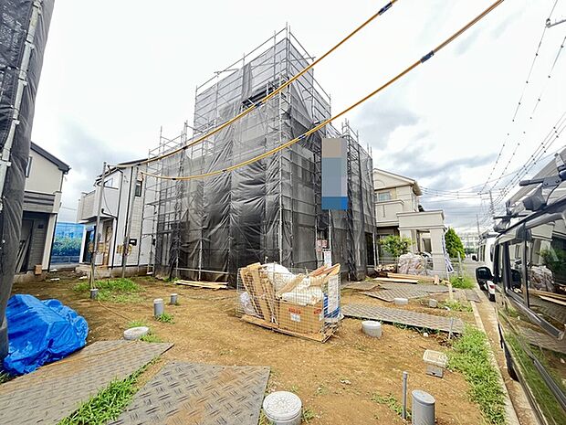 窓から眺める風景は一日の疲れを癒すヒーリングを奏でる、心地の良い時間を演出してくれます。室内も重要ですが、周りの環境もマイホーム選びの大事なポイント