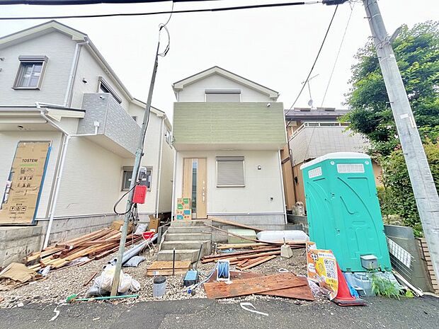 五感で感じる、現地でしかわからない事も沢山ございます。周辺環境なども一緒にご案内いたしますのでお気軽にお問合せください。