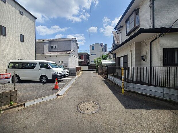 周辺の家並み(5m)