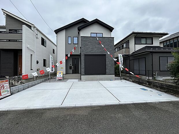 五感で感じる、現地でしかわからない事も沢山ございます。周辺環境なども一緒にご案内いたしますのでお気軽にお問合せください。