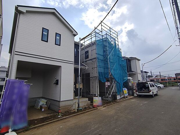 6m幅員の道路に面しておりお車の運転が苦手な方でも安心して出入りいただけます。