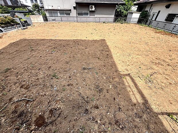 ZEH水準仕様の建物です。