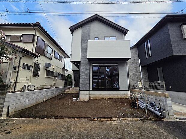 五感で感じる、現地でしかわからない事も沢山ございます。周辺環境なども一緒にご案内いたしますのでお気軽にお問合せください。 