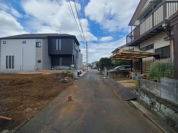 周辺の家並み(5m)