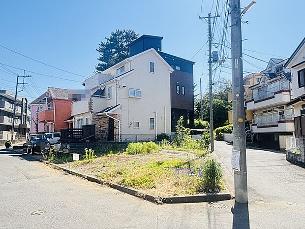 五感で感じる、現地でしかわからない事も沢山ございます。周辺環境なども一緒にご案内いたしますのでお気軽にお問合せください。