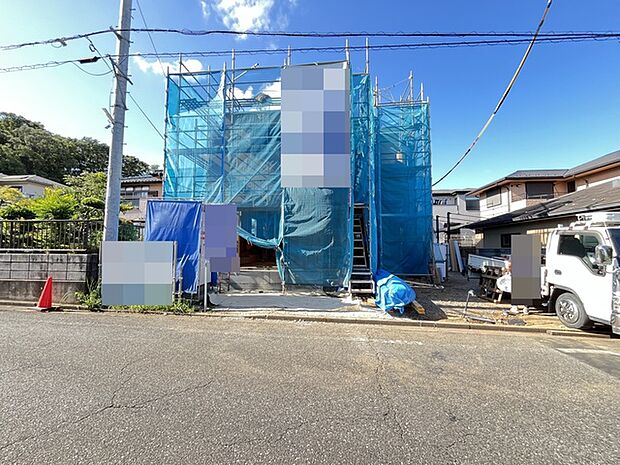 窓から眺める風景は一日の疲れを癒すヒーリングを奏でる、心地の良い時間を演出してくれます。室内も重要ですが、周りの環境もマイホーム選びの大事なポイント