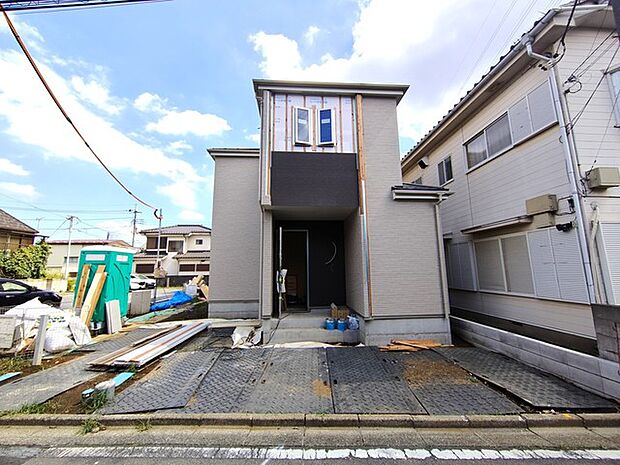 五感で感じる、現地でしかわからない事も沢山ございます。周辺環境なども一緒にご案内いたしますのでお気軽にお問合せください。 