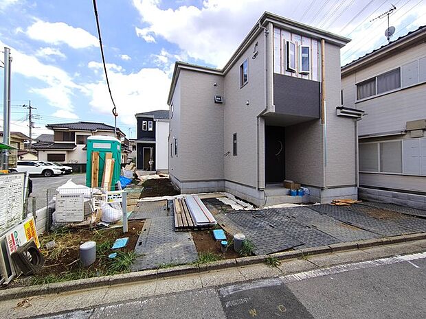 五感で感じる、現地でしかわからない事も沢山ございます。周辺環境なども一緒にご案内いたしますのでお気軽にお問合せください。