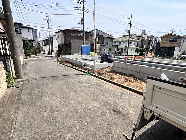 五感で感じる、現地でしかわからない事も沢山ございます。周辺環境なども一緒にご案内いたしますのでお気軽にお問合せください。  