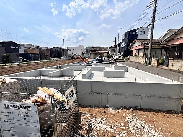 建物建築中です。完成は令和8年7月末日予定です。 